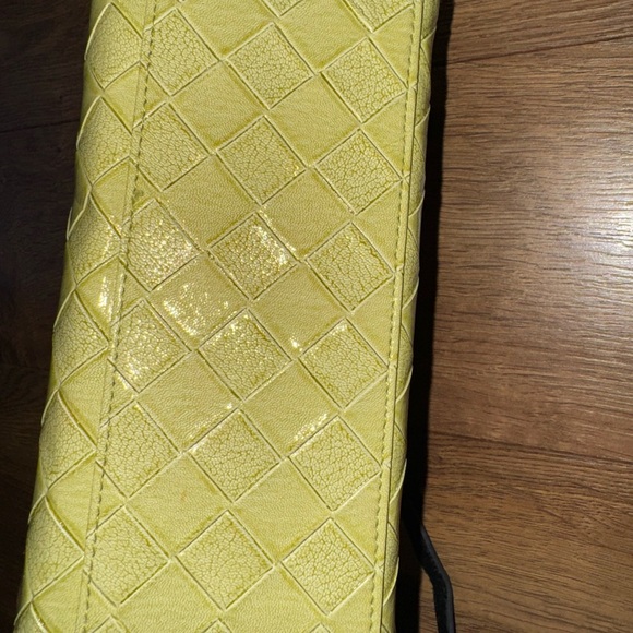 Michi Lime Green Crossbody Bag - Picture 3 of 5